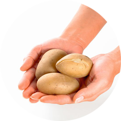 Bei Beilagen wie Kartoffeln oder Nudeln oder bei Müsli stellen zwei Hände voll die Portion dar. Kartoffeln in zwei Händen